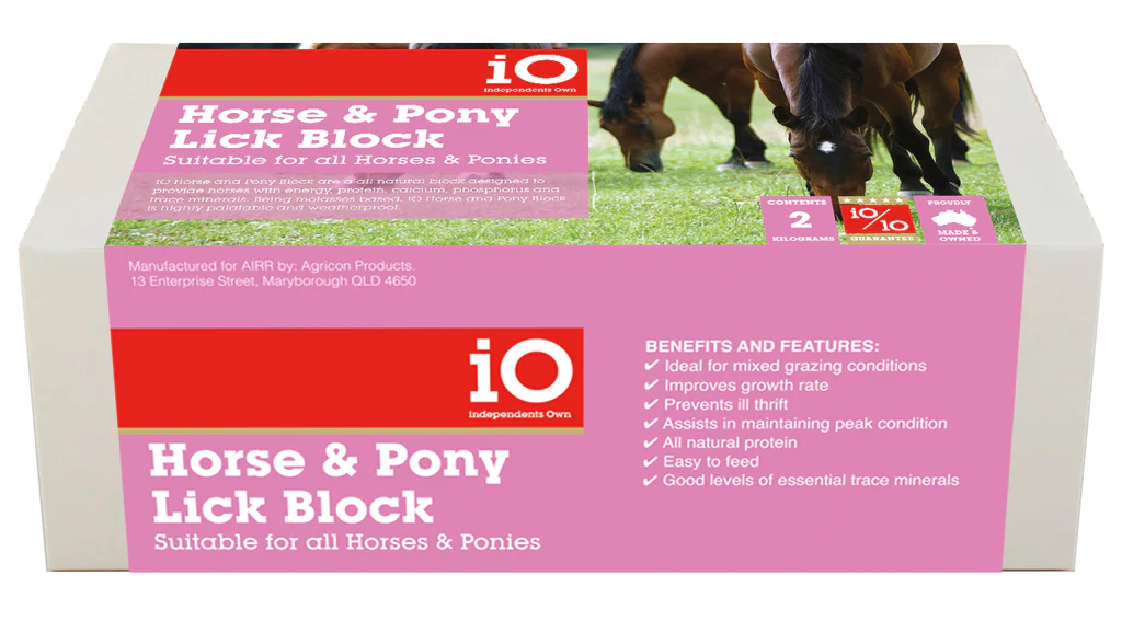 IO HORSE AND PONY BLOCK 2KG