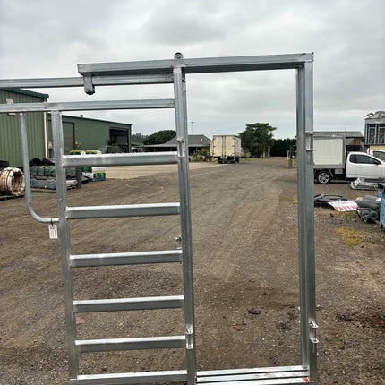 CATTLE SLIDE GATE