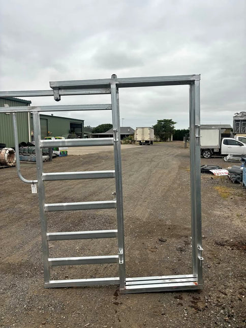 CATTLE SLIDE GATE