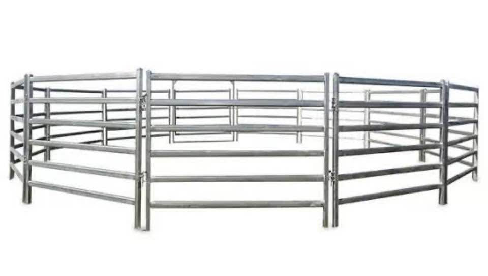 HORSE ROUND YARD (20 HORSE PANEL & GATE )