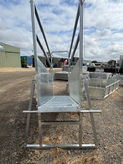 CATTLE RAMP ADJUSTABLE 3 METER